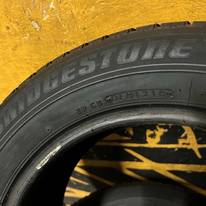 Шины на летний сезон Bridgestone Revo Gz R15 2шт