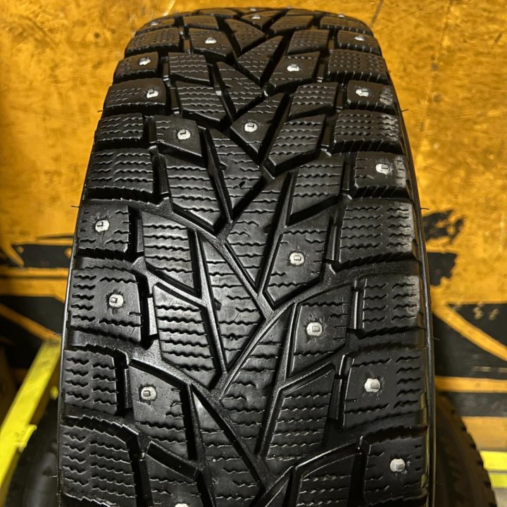 Зимние шины Dunlop Winter Ice 02 R15 1сезон