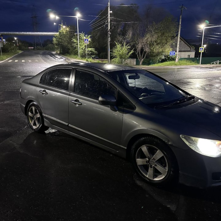 Honda Civic, 2009