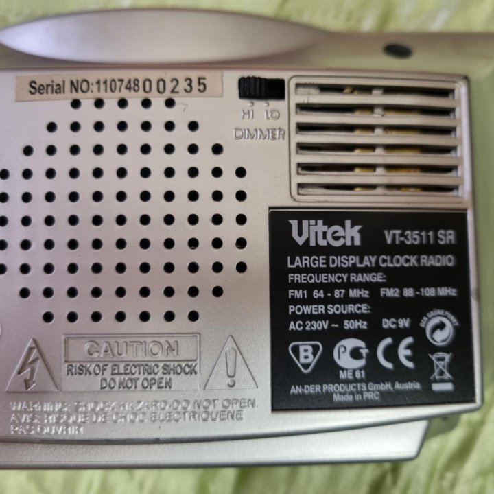 Часы Vitek VT-3511