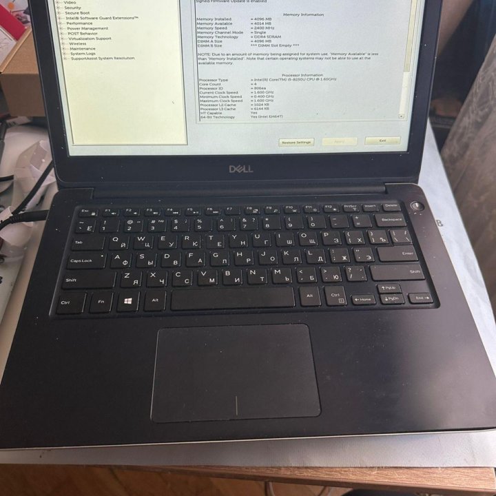 Dell Vostro 5370 CORE I5 8250u, FULL HD , 256gb Ss