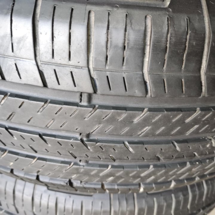 CONTINENTAL 235/65 R17 лето 4шт