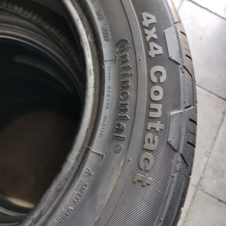 CONTINENTAL 235/65 R17 лето 4шт