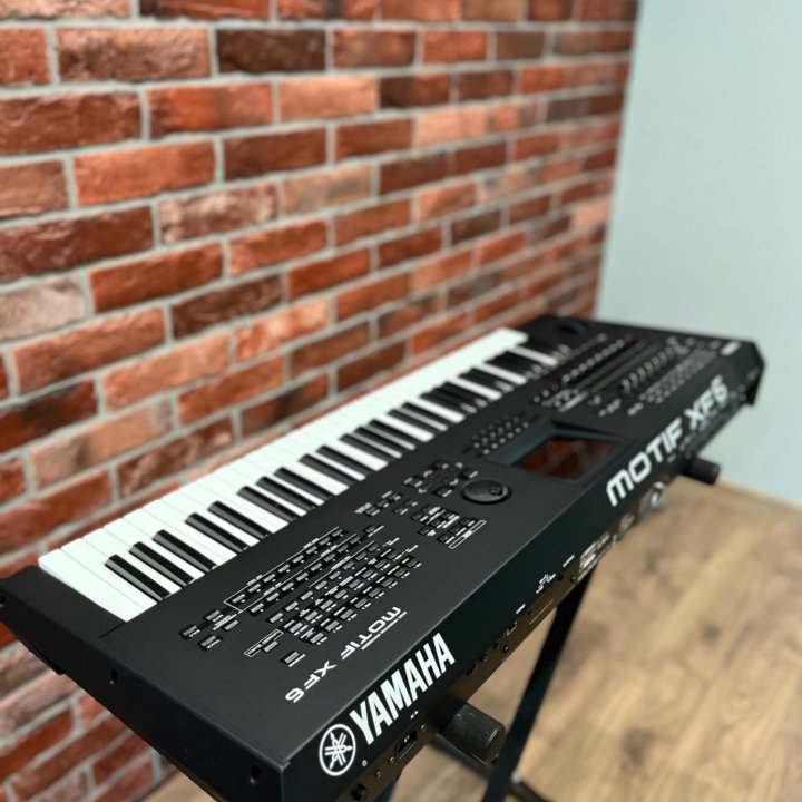 Yamaha Motif xf6