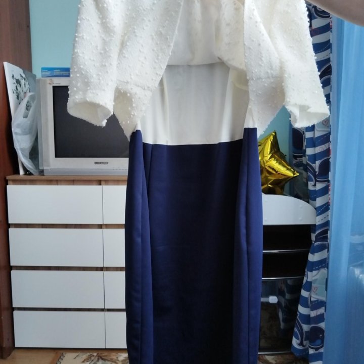 Платье вечернее