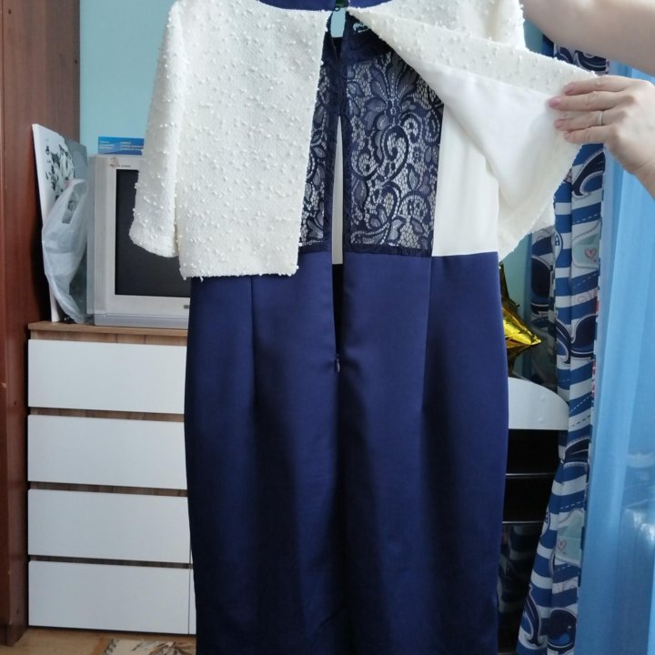 Платье вечернее