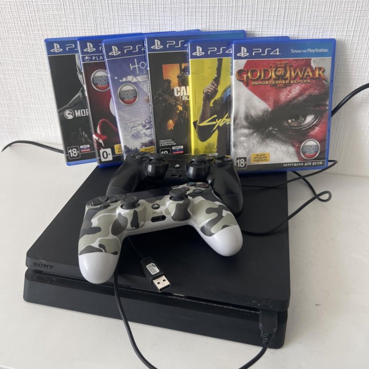 PS4 Slim 1tb + 6 дисков с играми + 2 джойстика