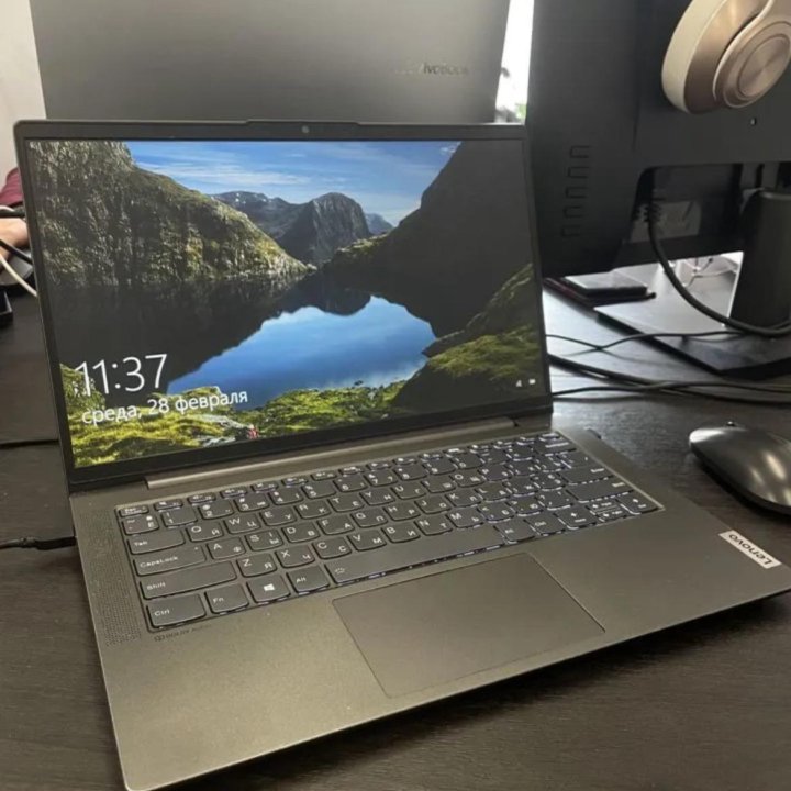 Ноутбук Lenovo IdeaPad 5