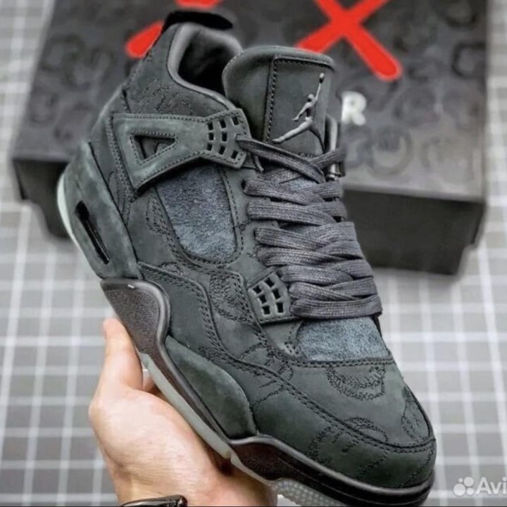 Кроссовки Nike air jordan 4 retro kaws