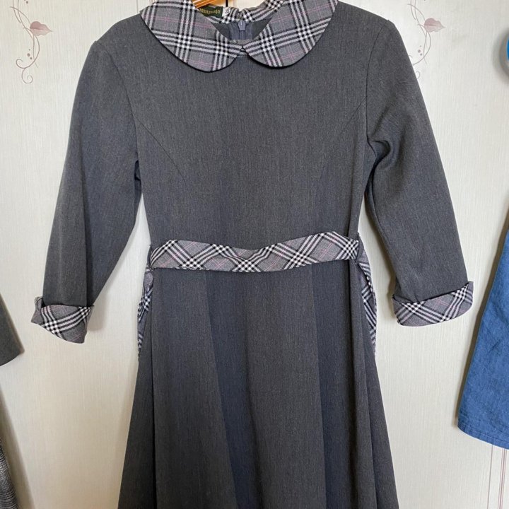 Платье школьное