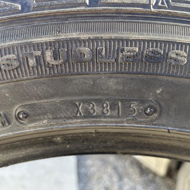 Шины Dunlop 215/50R17