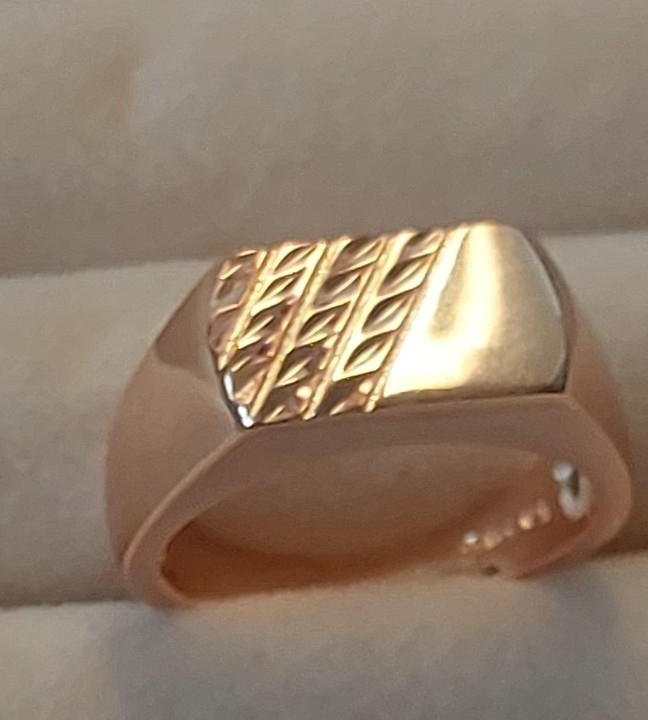 Золотая печатка кольцо мужское новое проба 585 RG
