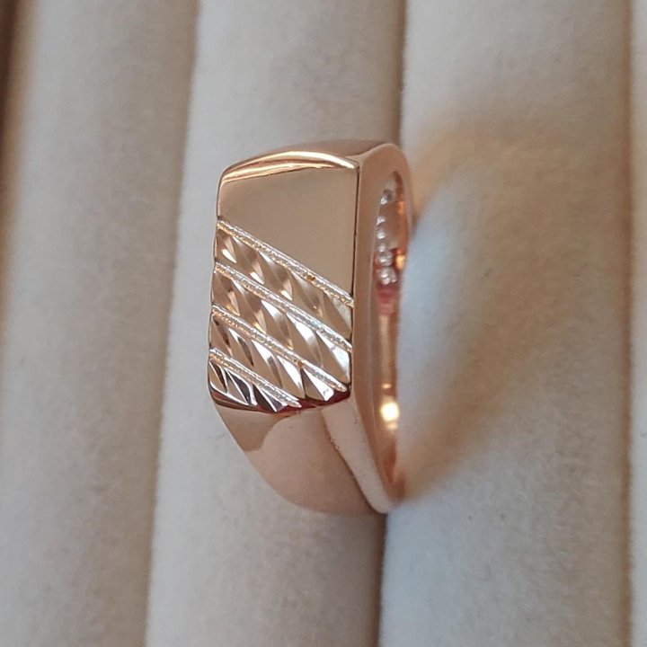 Золотая печатка кольцо мужское новое проба 585 RG