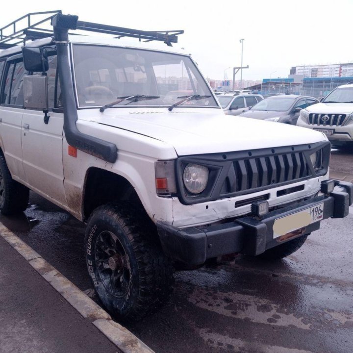 Mitsubishi Pajero, 1986