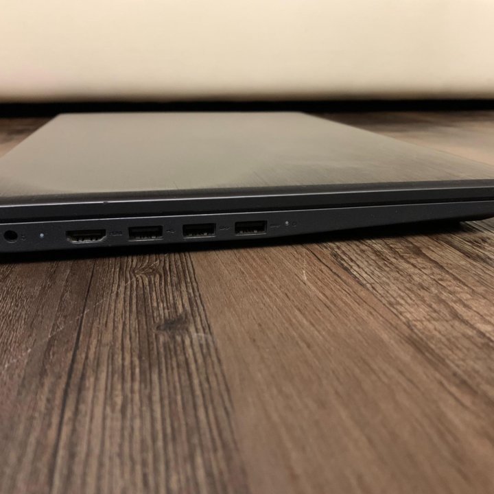 Свежий Lenovo FHD A6-9225/SSD 256/R7 M440 2 Gb/8 D