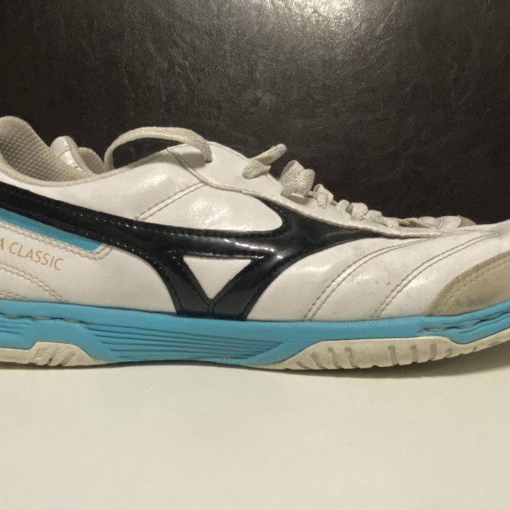 Футзалки Mizuno morelia classic