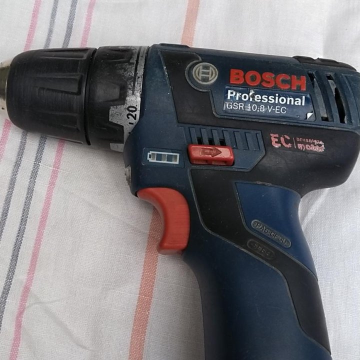 BOSCH Professional GSR 10,8 V-EC