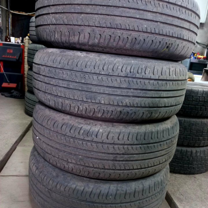 Hankook 225/60 R17