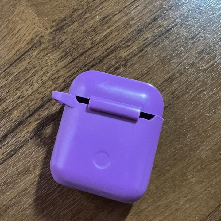 Кейс для AirPods