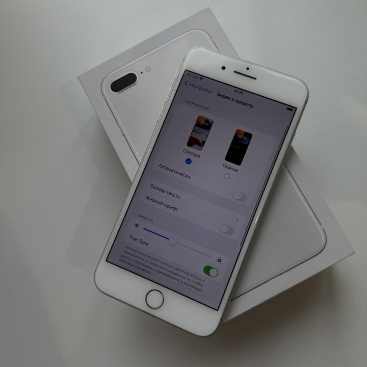 Продам iPhone 8 Plus 64Gb Silver