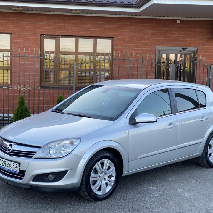 Opel Astra, 2008