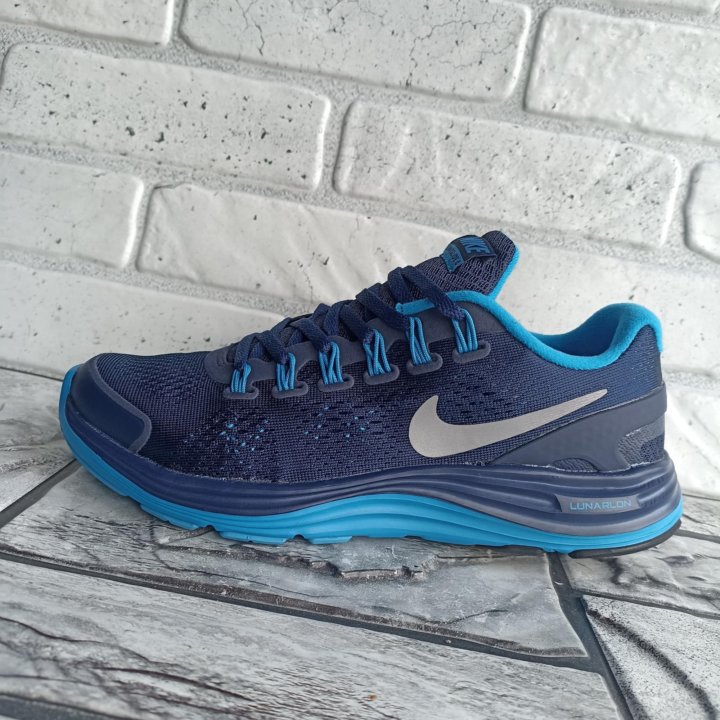 Кроссовки Nike lunarglide +4, р3