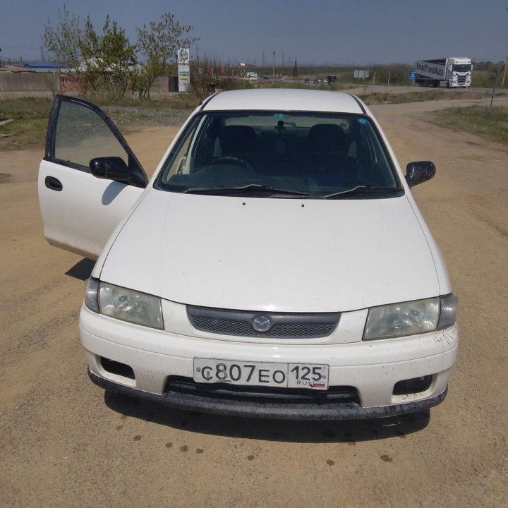 Mazda Familia, 1997