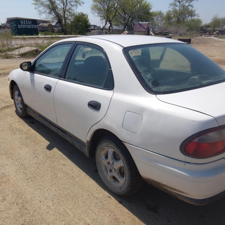 Mazda Familia, 1997