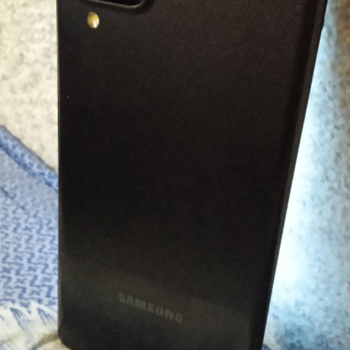 Samsung Galaxy A12