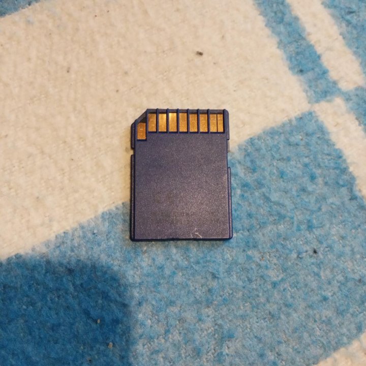 SD card (2Гб-150),Micro SD(3шт по 16 Гб-набор 300)