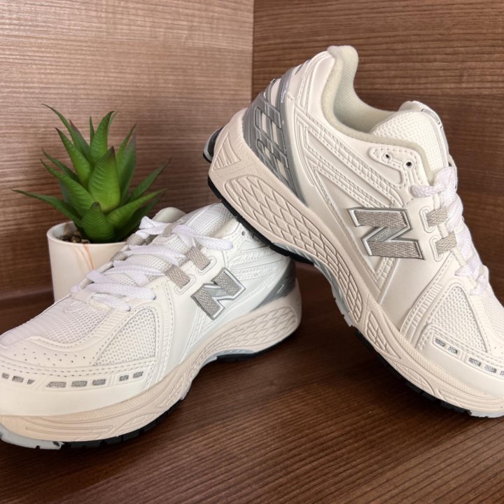 Кроссовки New Balance 1906R