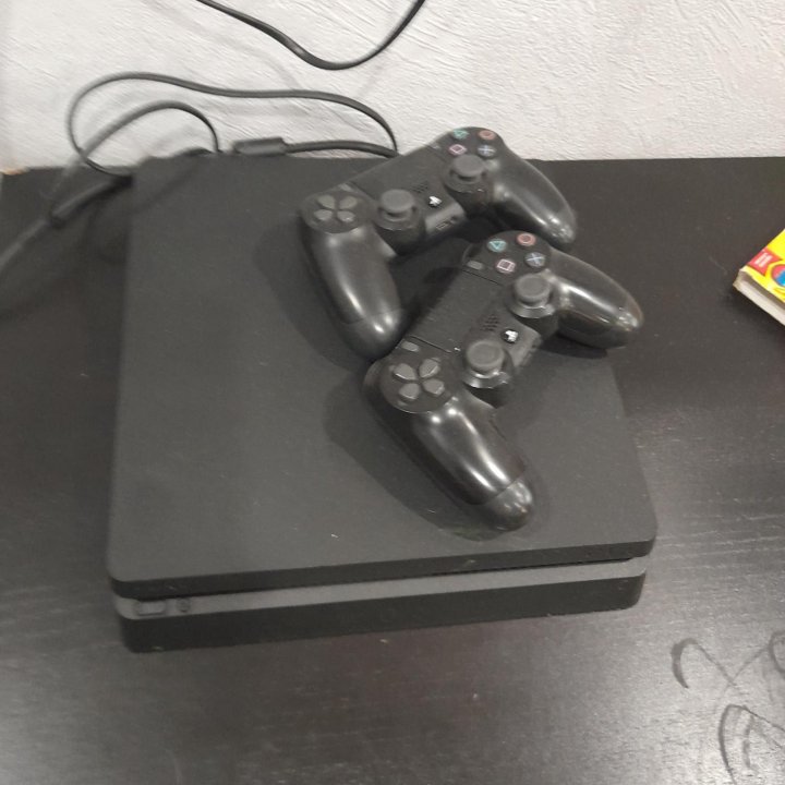 Sony ps4 slim 500 gb + rdr2 во Владивостоке