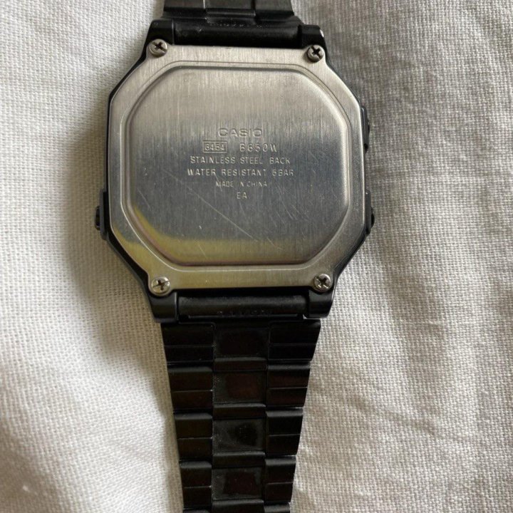 Часы Casio