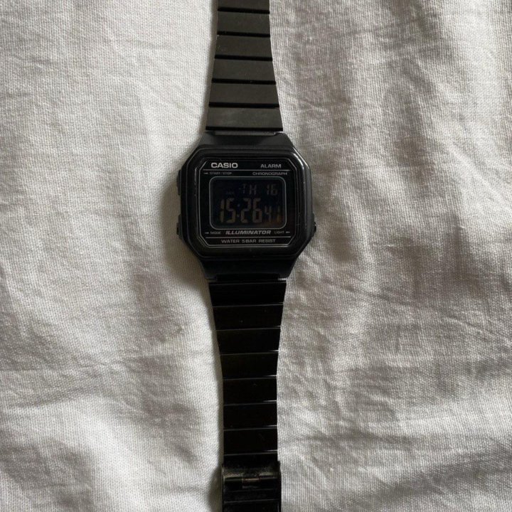 Часы Casio