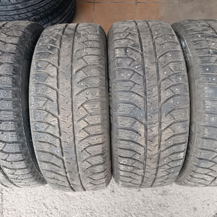 205/55r16 Bridgestone ice Cruiser 7000s