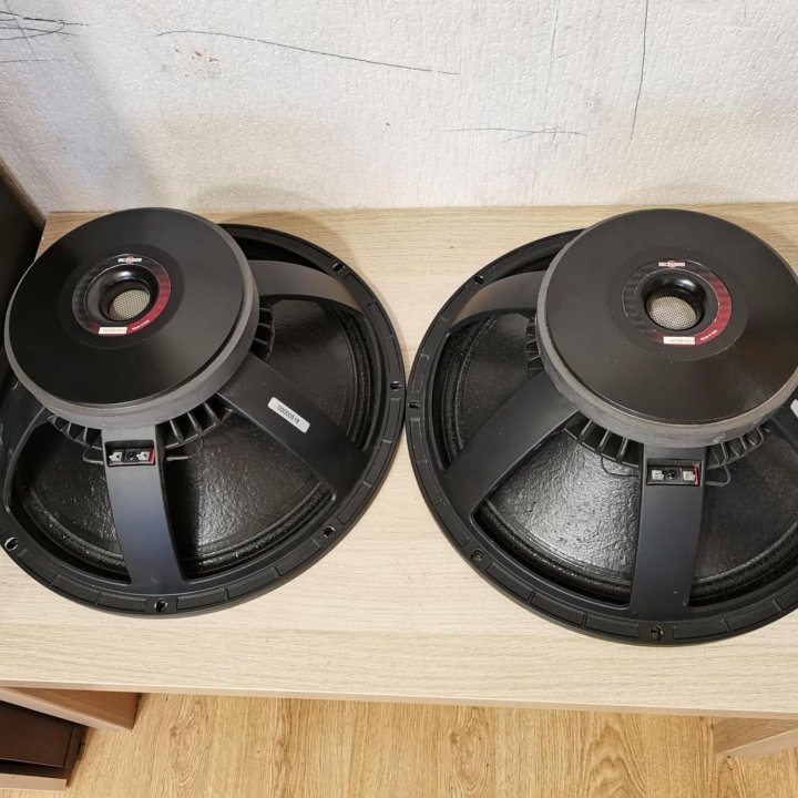 B&C Speakers 18PZB100 пара