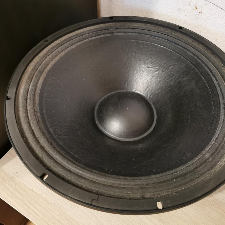 B&C Speakers 18PZB100 пара