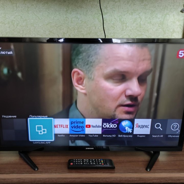 Телевизор Samsung с Smart TV 32