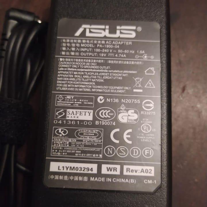 Новый Блок питания для ноутбука. ASUS PA-1900-04