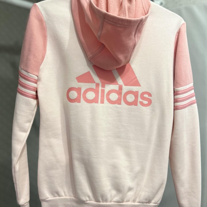 Спортивный костюм adidas