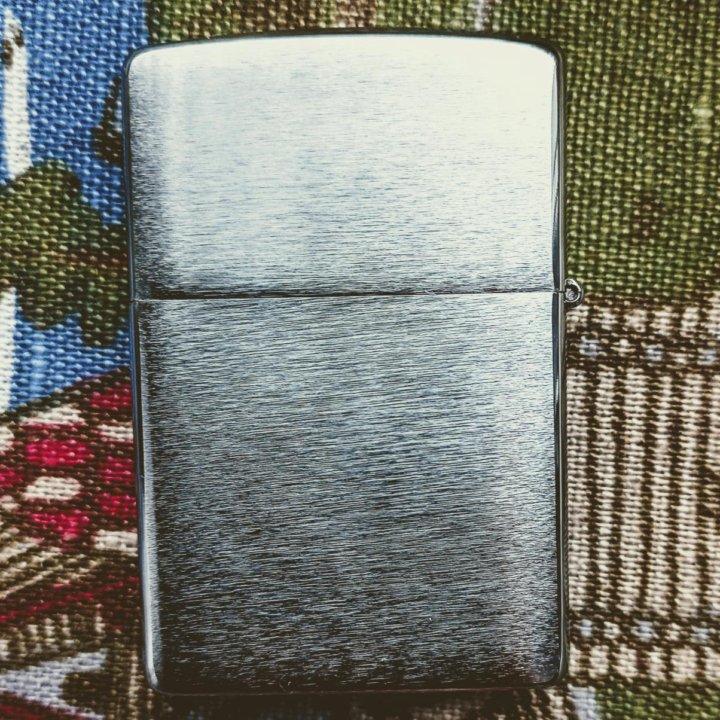 Zippo Brushed Chrome