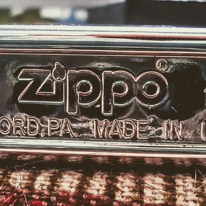 Zippo Brushed Chrome