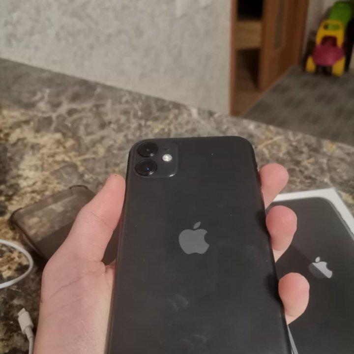 iPhone 11 64 Гб