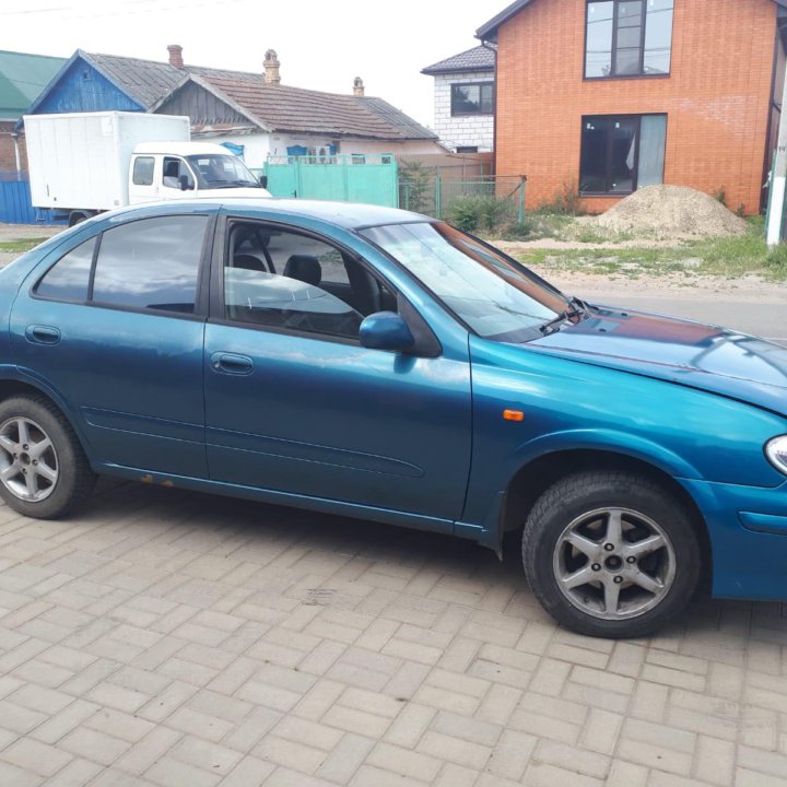 Nissan Sunny, 2001