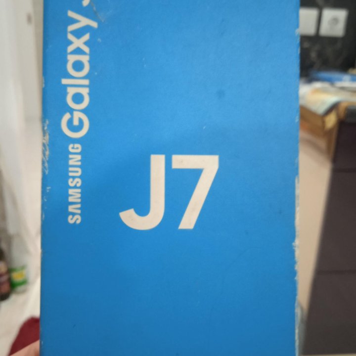 Samsung Galaxy J7 (2017), 3/16 ГБ