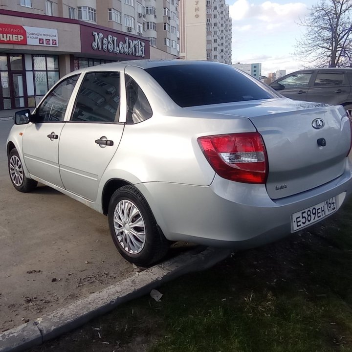 ВАЗ (Lada) Granta, 2012