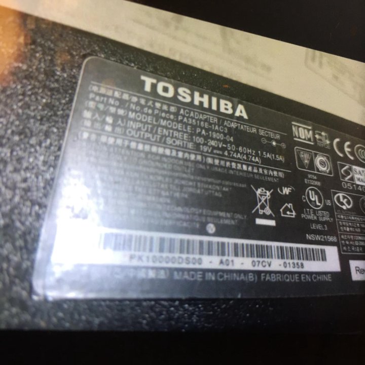 Блок питания для ноутбука. Toshiba PA-1900-04.