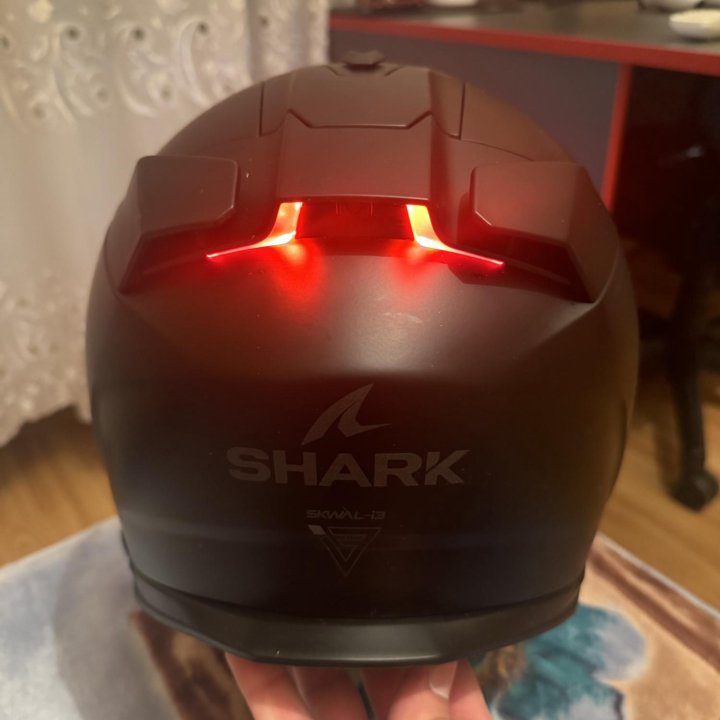 Шлем Shark