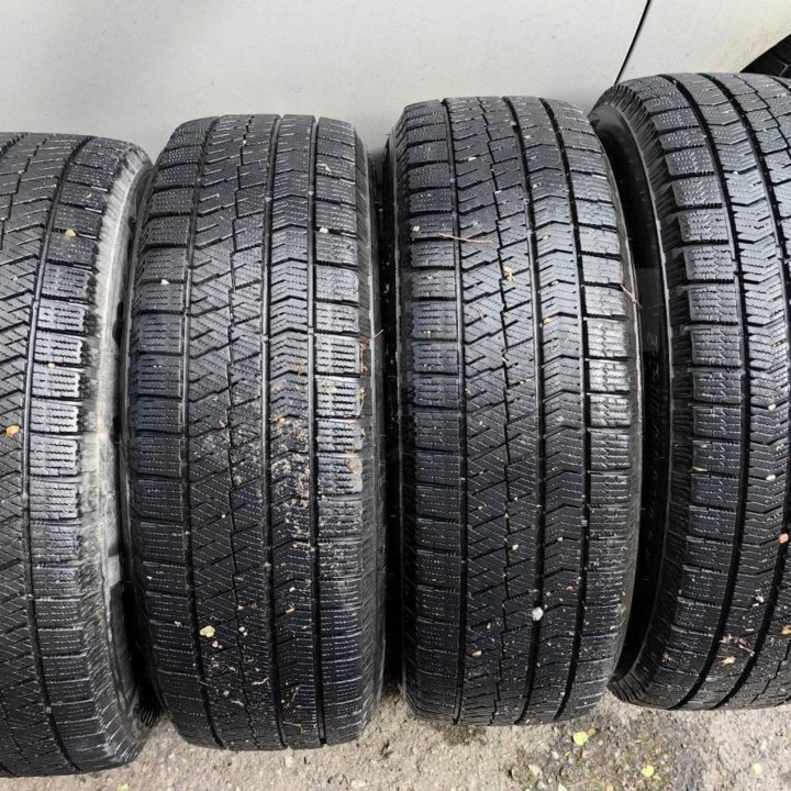 Диски EcoForme SE-12, шины Blizzak VRX2 195/65 R15