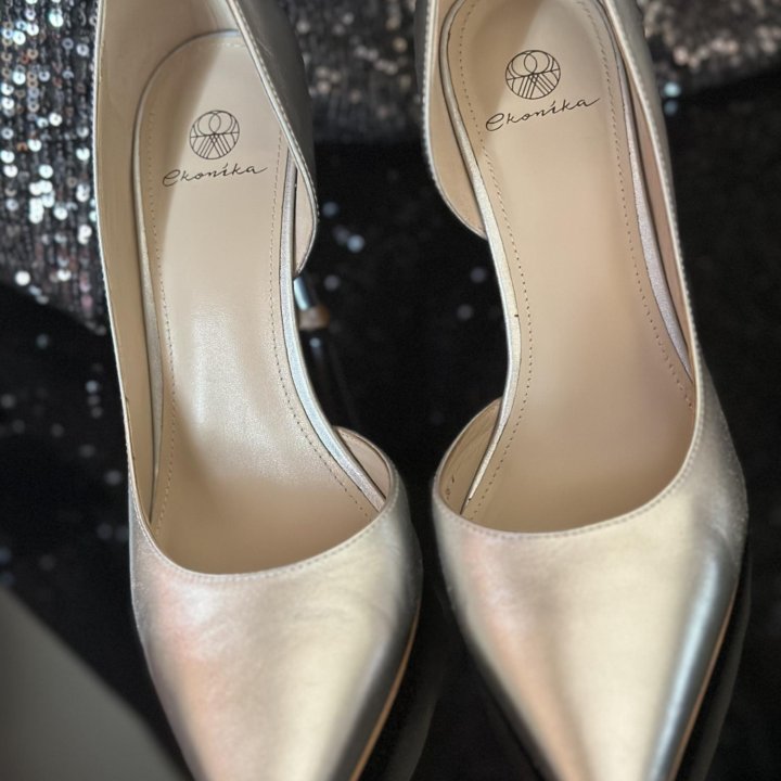 Эконика туфли